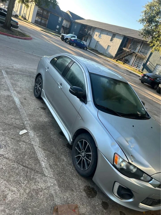 2017 Mitsubishi Lancer 10th Gen - Image 2 of 2