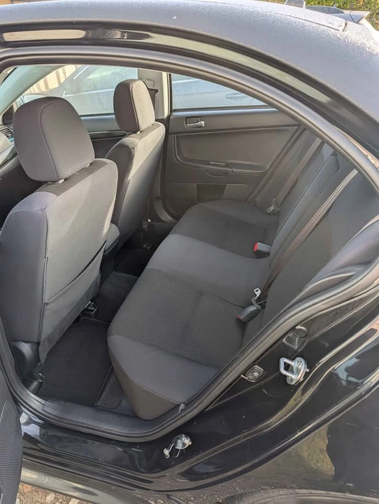 2017 Mitsubishi Lancer 10th Gen - Image 6 of 9