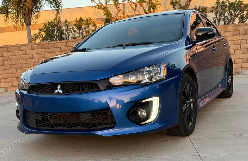 2017 Mitsubishi Lancer 10th Gen - Image 2 of 20