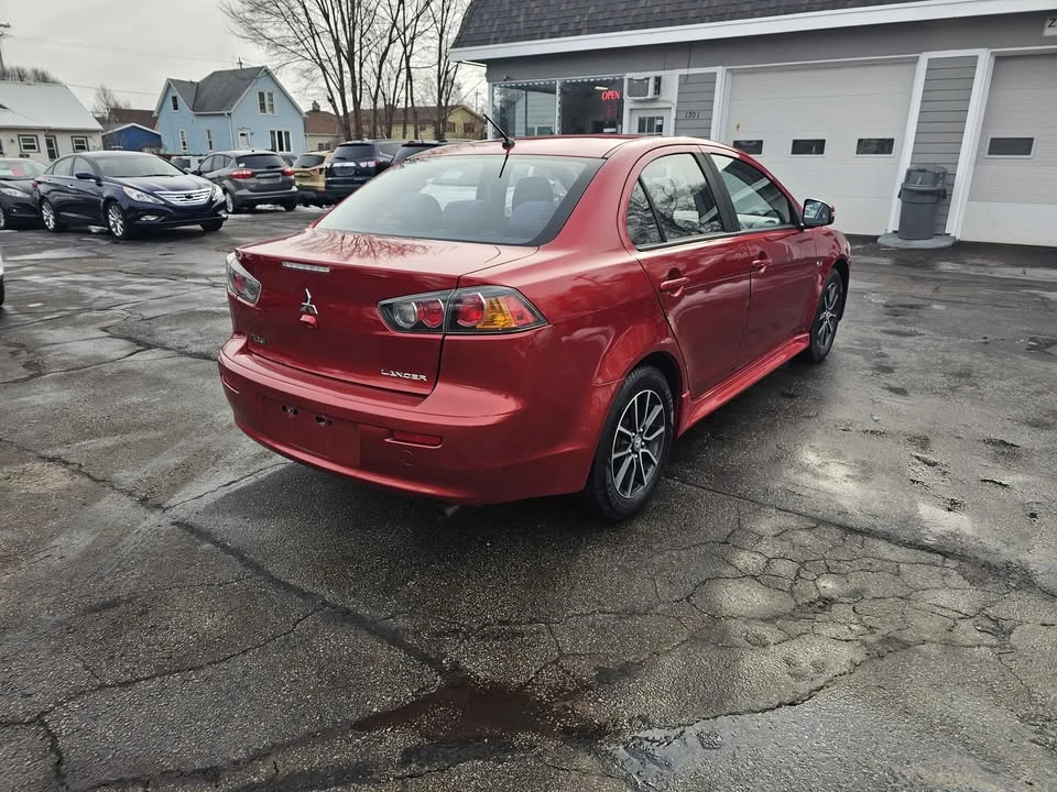 2017 Mitsubishi Lancer 9th Gen - Image 4 of 9
