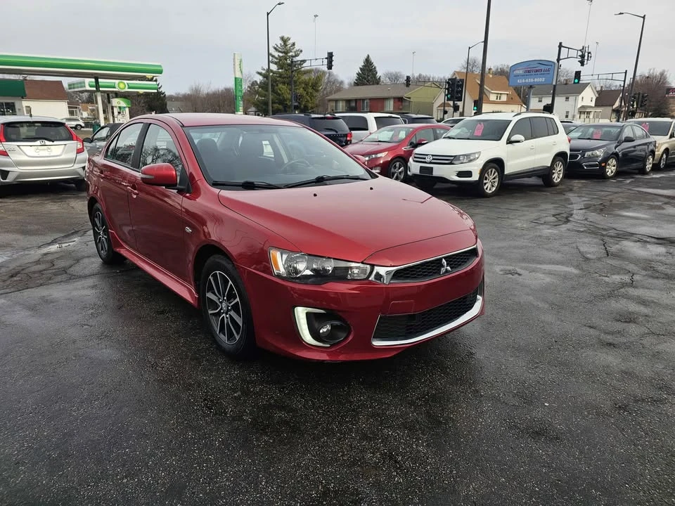 2017 Mitsubishi Lancer 9th Gen - Image 5 of 9