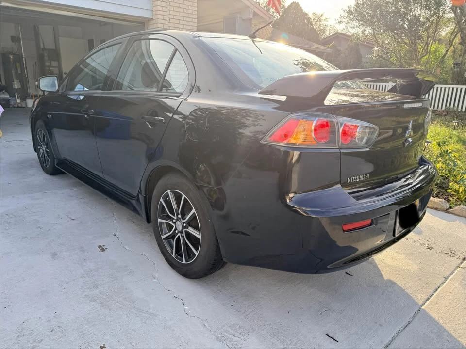 2017 Mitsubishi Lancer 10th Gen - Image 5 of 12