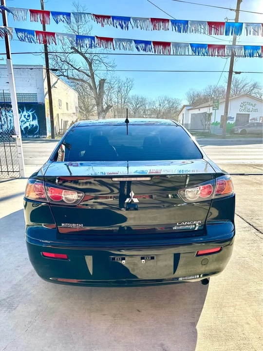2017 Mitsubishi Lancer 10th Gen - Image 5 of 15