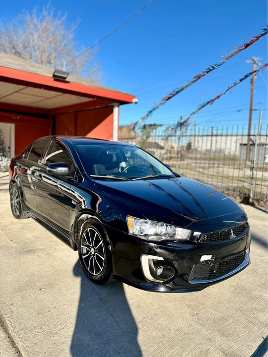 2017 Mitsubishi Lancer 10th Gen - Image 4 of 15