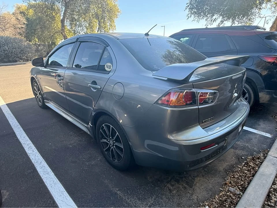2017 Mitsubishi Lancer 10th Gen - Image 4 of 6