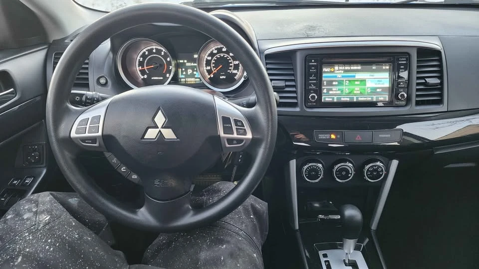 2017 Mitsubishi Lancer 10th Gen - Image 17 of 19
