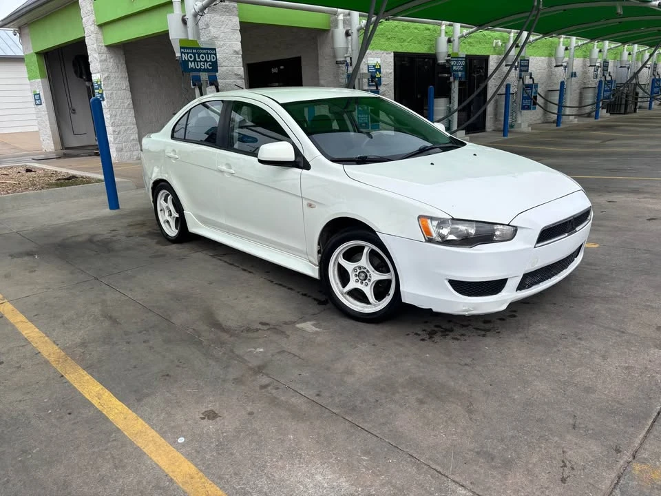 2017 Mitsubishi Lancer 10th Gen - Image 5 of 6