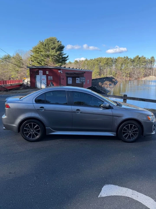2017 Mitsubishi Lancer 10th Gen - Image 4 of 12