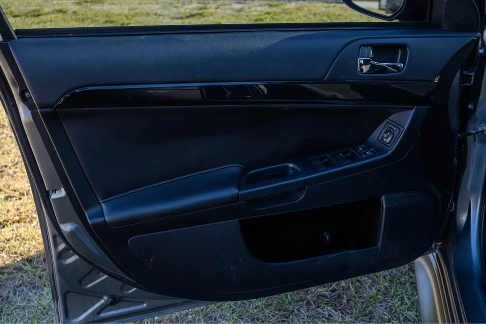 2017 Mitsubishi Lancer 10th Gen - Image 6 of 10