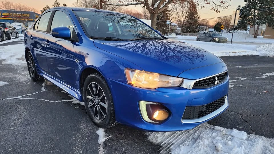 2017 Mitsubishi Lancer 10th Gen - Image 11 of 19
