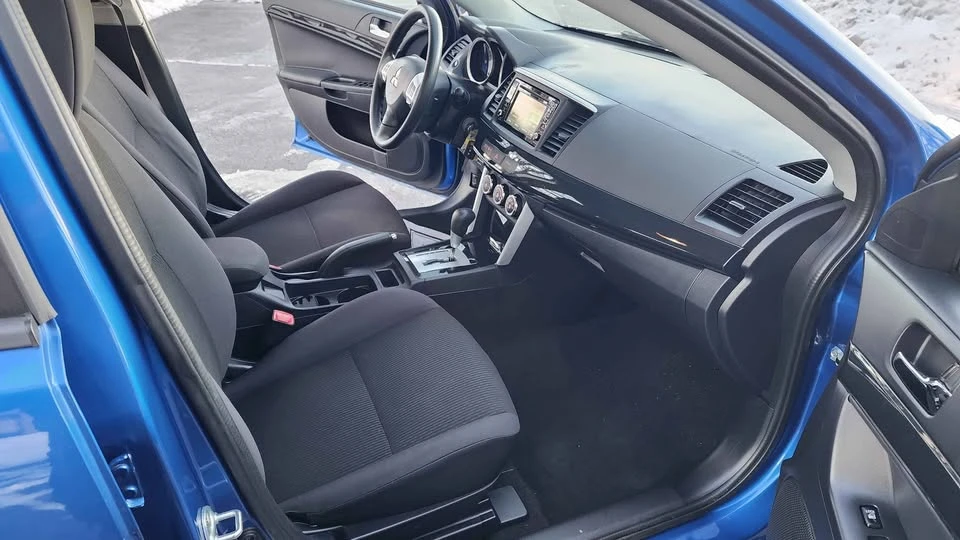 2017 Mitsubishi Lancer 10th Gen - Image 14 of 19