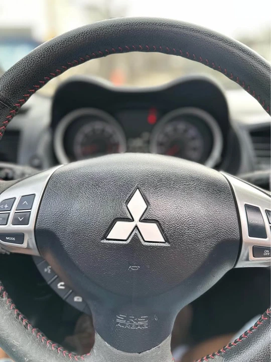 2017 Mitsubishi Lancer 10th Gen - Image 11 of 14