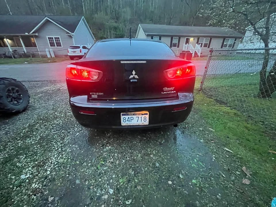 2017 Mitsubishi Lancer 10th Gen - Image 16 of 18