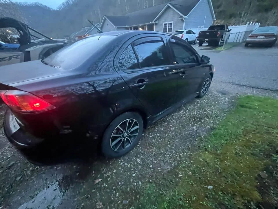 2017 Mitsubishi Lancer 10th Gen - Image 8 of 18