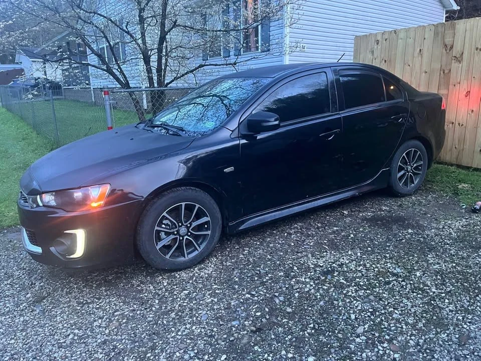 2017 Mitsubishi Lancer 10th Gen - Image 15 of 18
