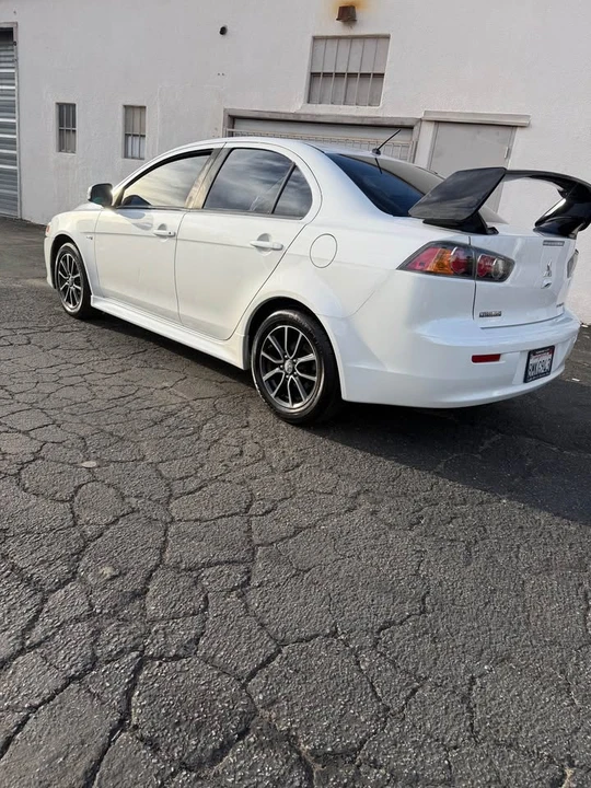2017 Mitsubishi Lancer 9th Gen - Image 3 of 17