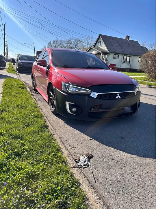 2017 Mitsubishi Lancer 10th Gen - Image 2 of 18