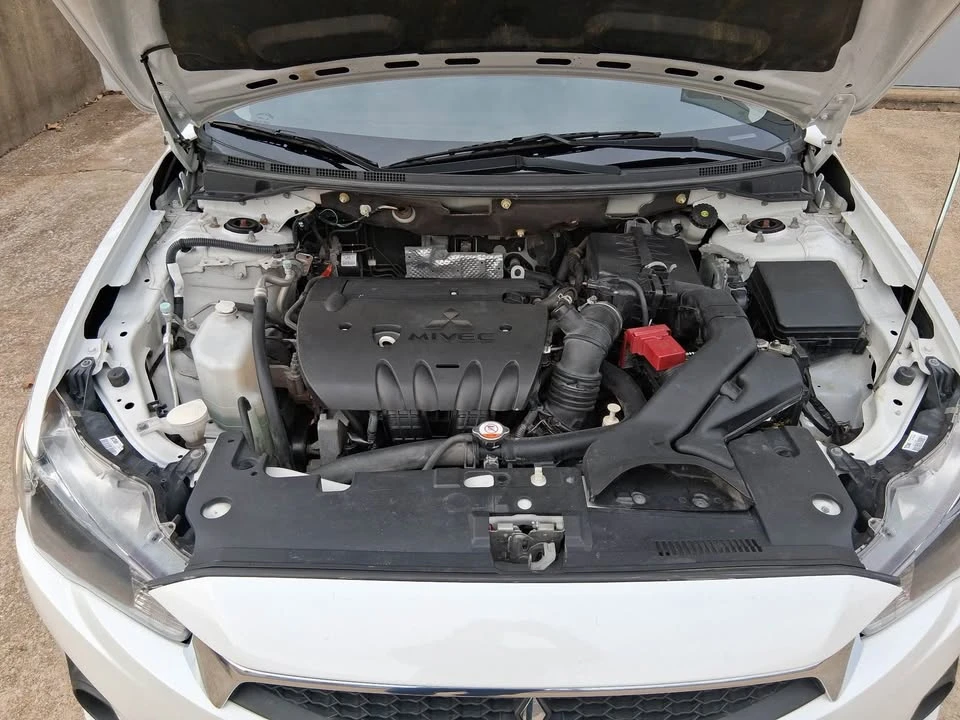 2017 Mitsubishi Lancer 10th Gen - Image 3 of 9