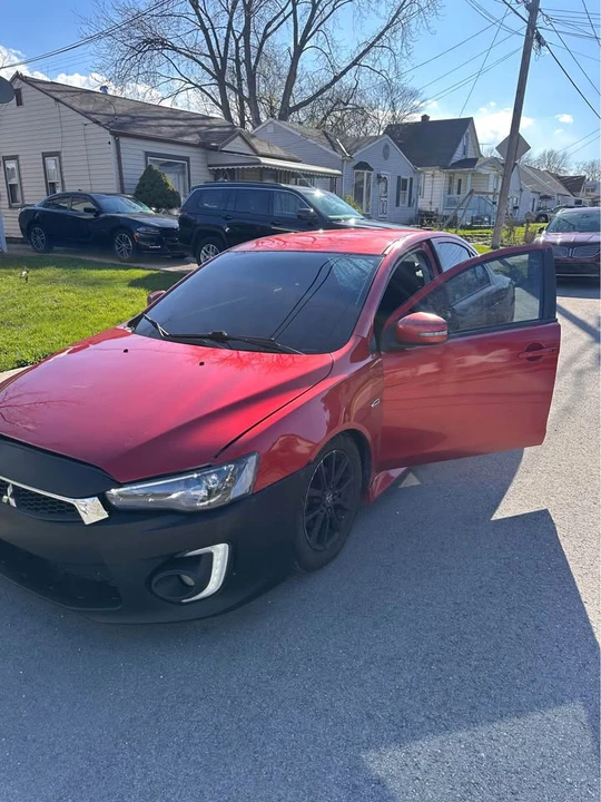 2017 Mitsubishi Lancer 10th Gen - Image 4 of 18
