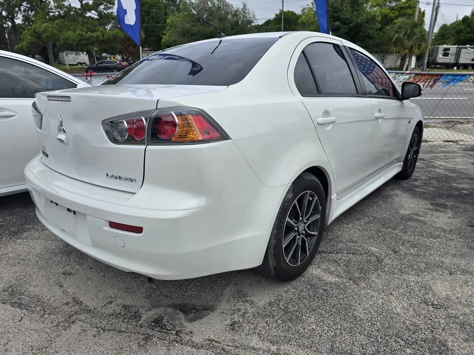 2017 Mitsubishi Lancer 10th Gen - Image 2 of 3