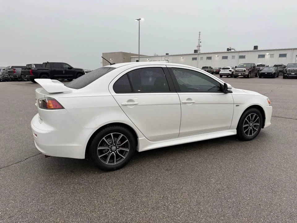 2017 Mitsubishi Lancer 10th Gen - Image 6 of 12