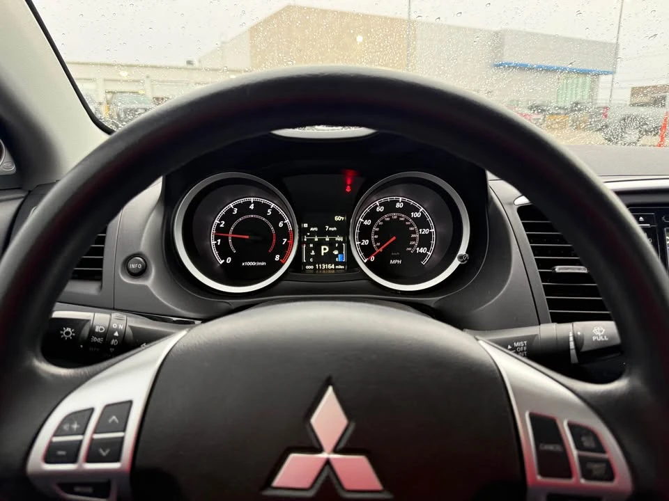 2017 Mitsubishi Lancer 10th Gen - Image 9 of 12