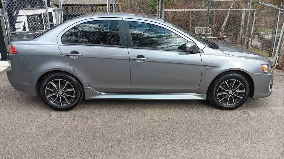 2017 Mitsubishi Lancer 9th Gen - Image 2 of 8