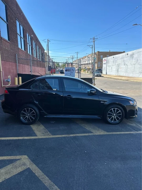 2017 Mitsubishi Lancer 9th Gen - Image 5 of 11