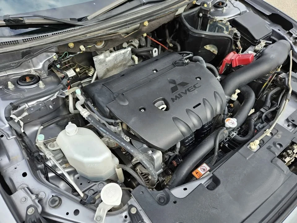 2017 Mitsubishi Lancer 10th Gen - Image 5 of 15