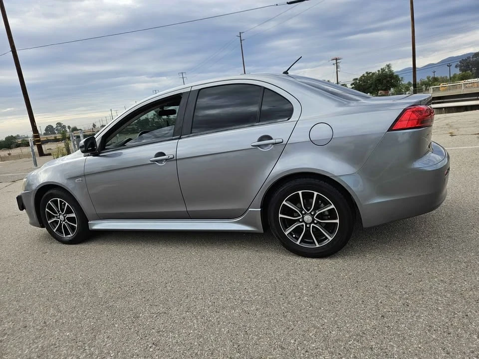 2017 Mitsubishi Lancer 10th Gen - Image 8 of 15
