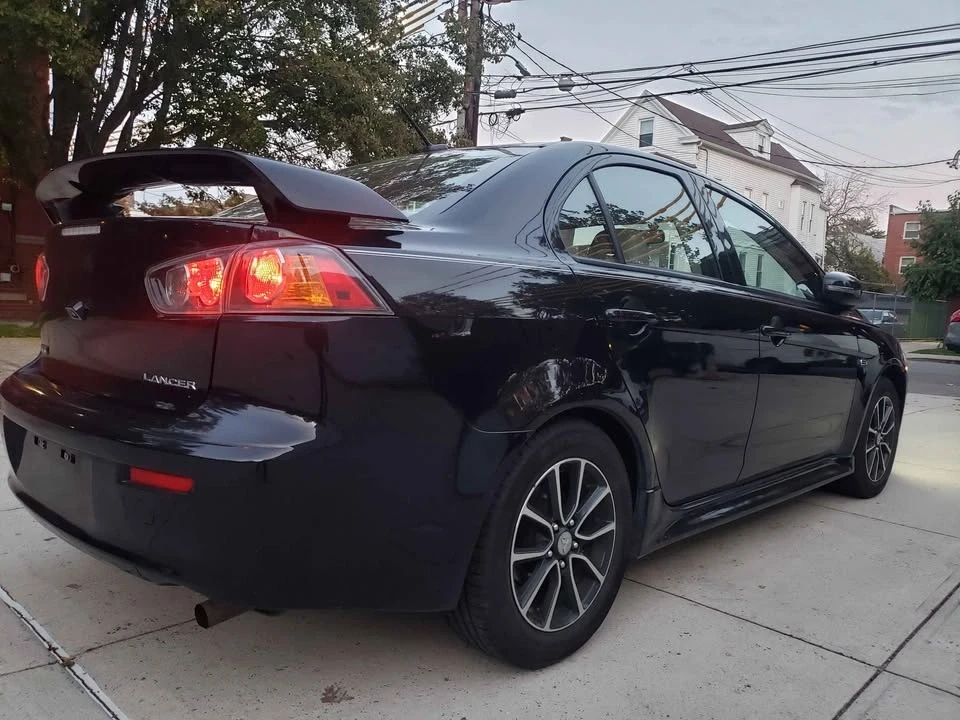 2017 Mitsubishi Lancer 10th Gen - Image 4 of 19
