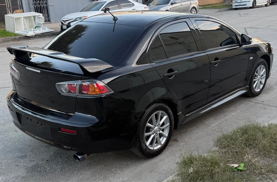 2017 Mitsubishi Lancer 10th Gen - Image 3 of 8