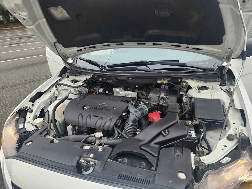 2017 Mitsubishi Lancer 10th Gen - Image 9 of 11