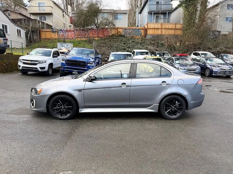 2017 Mitsubishi Lancer 10th Gen - Image 9 of 20