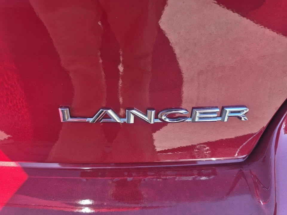2017 Mitsubishi Lancer 10th Gen - Image 4 of 12