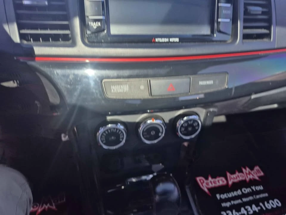 2017 Mitsubishi Lancer 10th Gen - Image 7 of 12