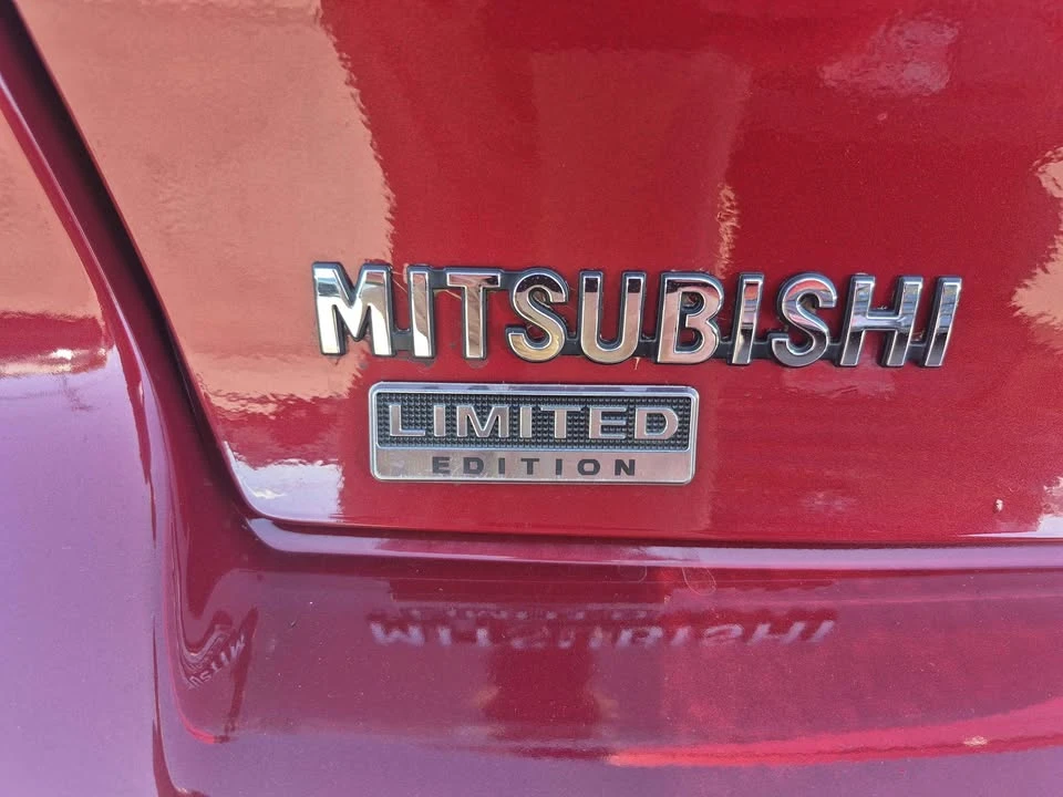 2017 Mitsubishi Lancer 10th Gen - Image 5 of 12