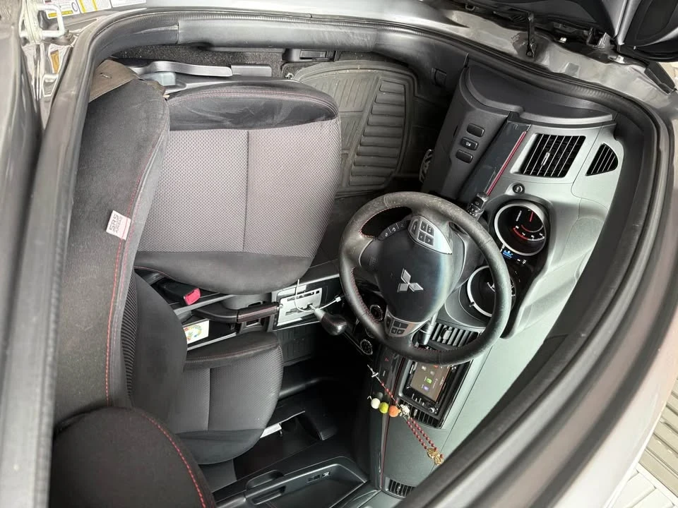 2017 Mitsubishi Lancer 10th Gen - Image 8 of 14