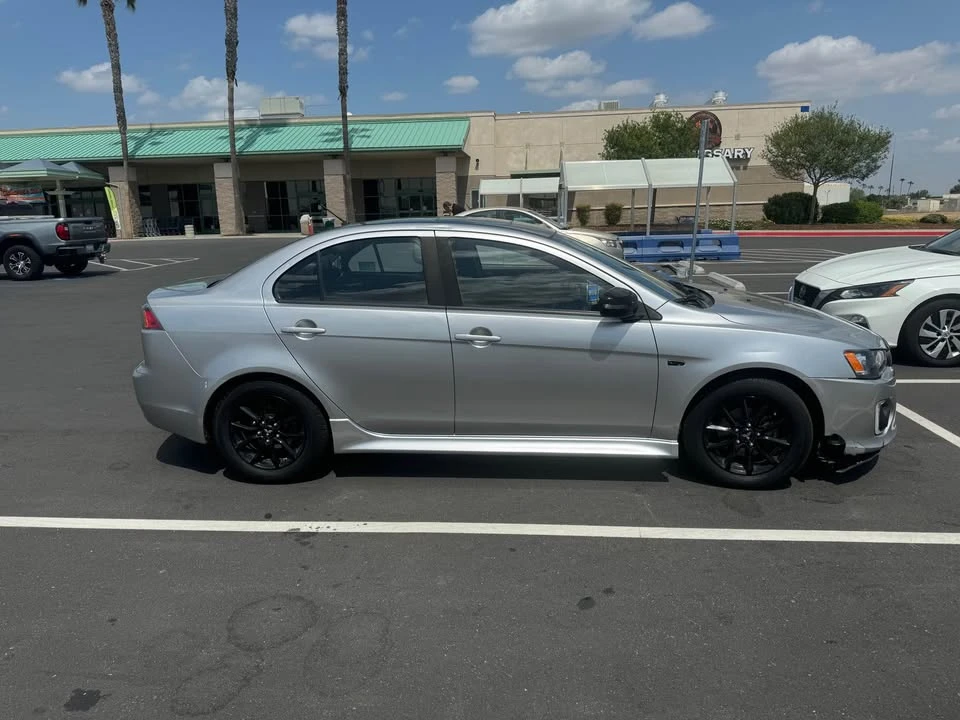 2017 Mitsubishi Lancer 10th Gen - Image 3 of 12