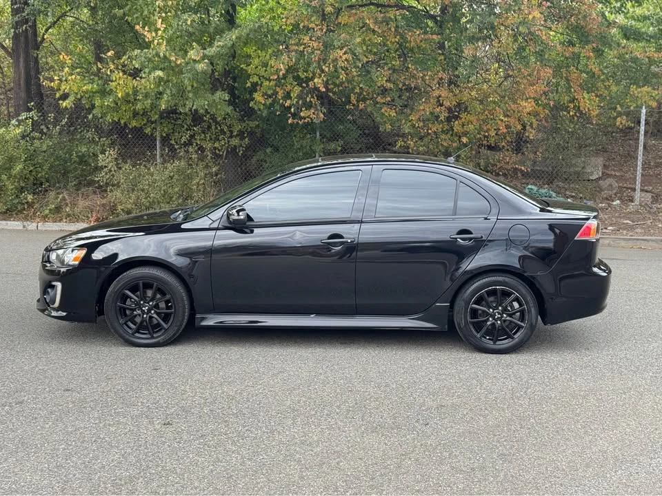2017 Mitsubishi Lancer 10th Gen - Image 4 of 19