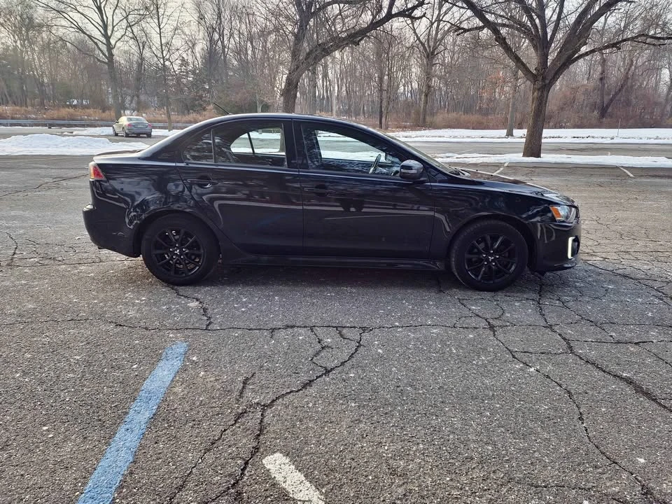 2017 Mitsubishi Lancer 10th Gen - Image 9 of 19