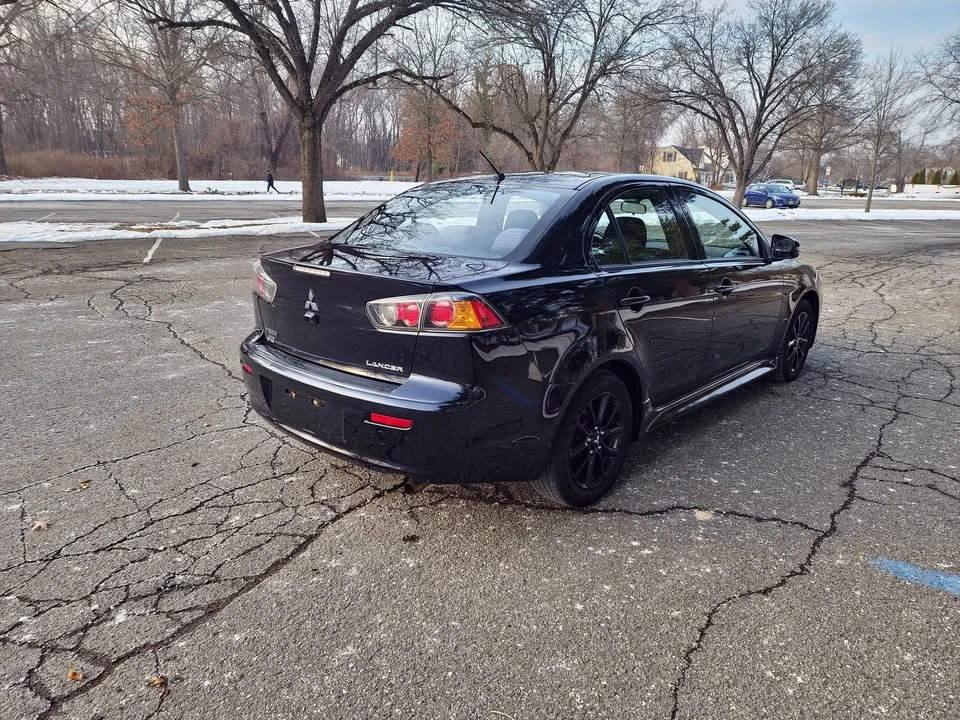 2017 Mitsubishi Lancer 10th Gen - Image 5 of 19