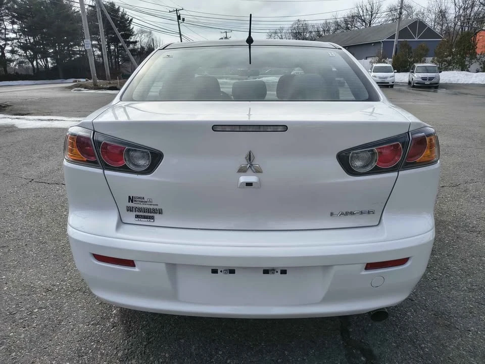 2017 Mitsubishi Lancer 10th Gen - Image 4 of 5