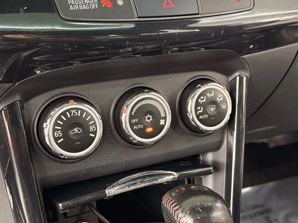 2017 Mitsubishi Lancer 10th Gen - Image 13 of 18