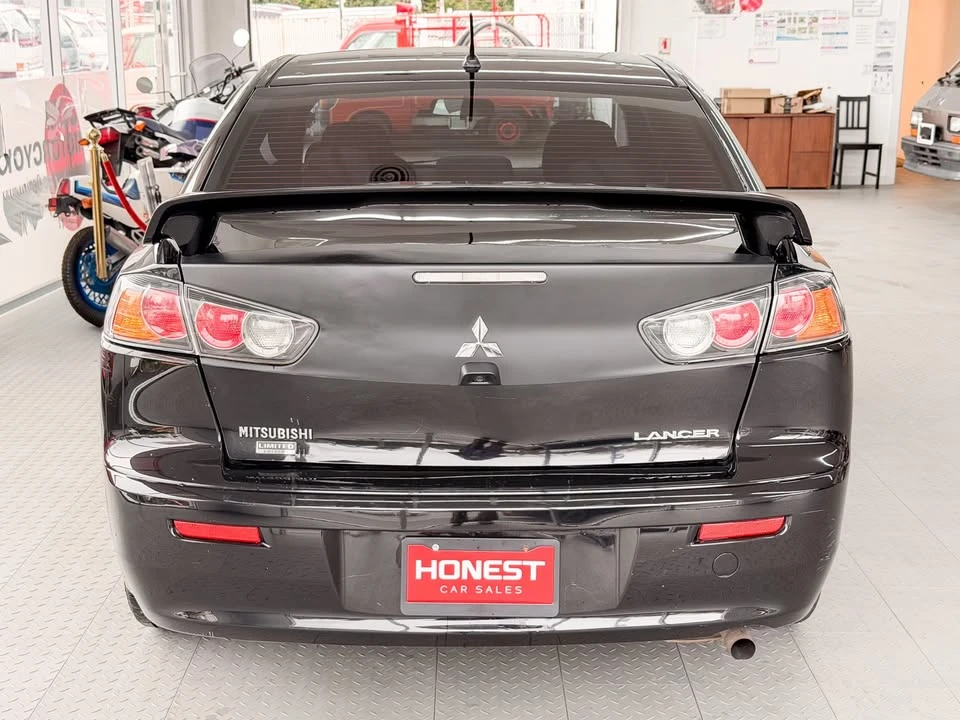 2017 Mitsubishi Lancer 10th Gen - Image 6 of 18
