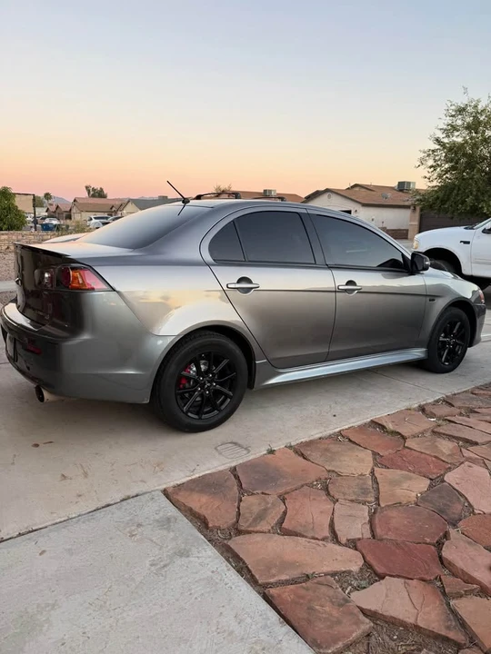 2017 Mitsubishi Lancer 10th Gen - Image 17 of 19