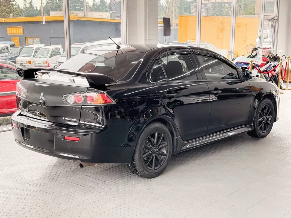 2017 Mitsubishi Lancer 10th Gen - Image 5 of 18