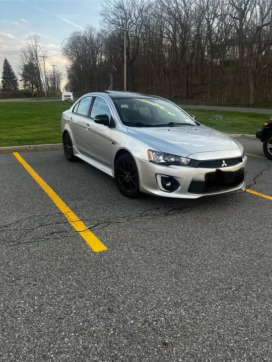 2017 Mitsubishi Lancer 10th Gen - Image 2 of 4