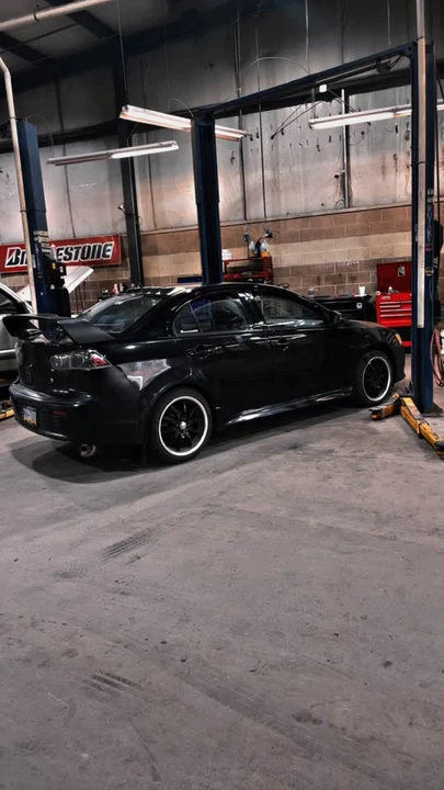 2017 Mitsubishi Lancer 10th Gen - Image 3 of 20