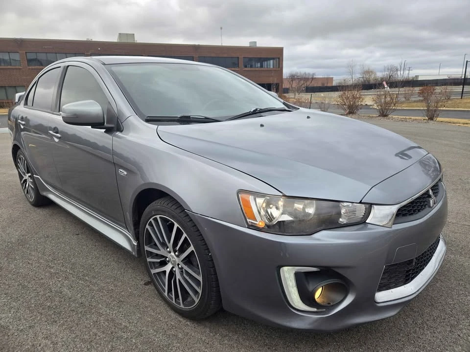 2017 Mitsubishi Lancer 10th Gen - Image 11 of 20